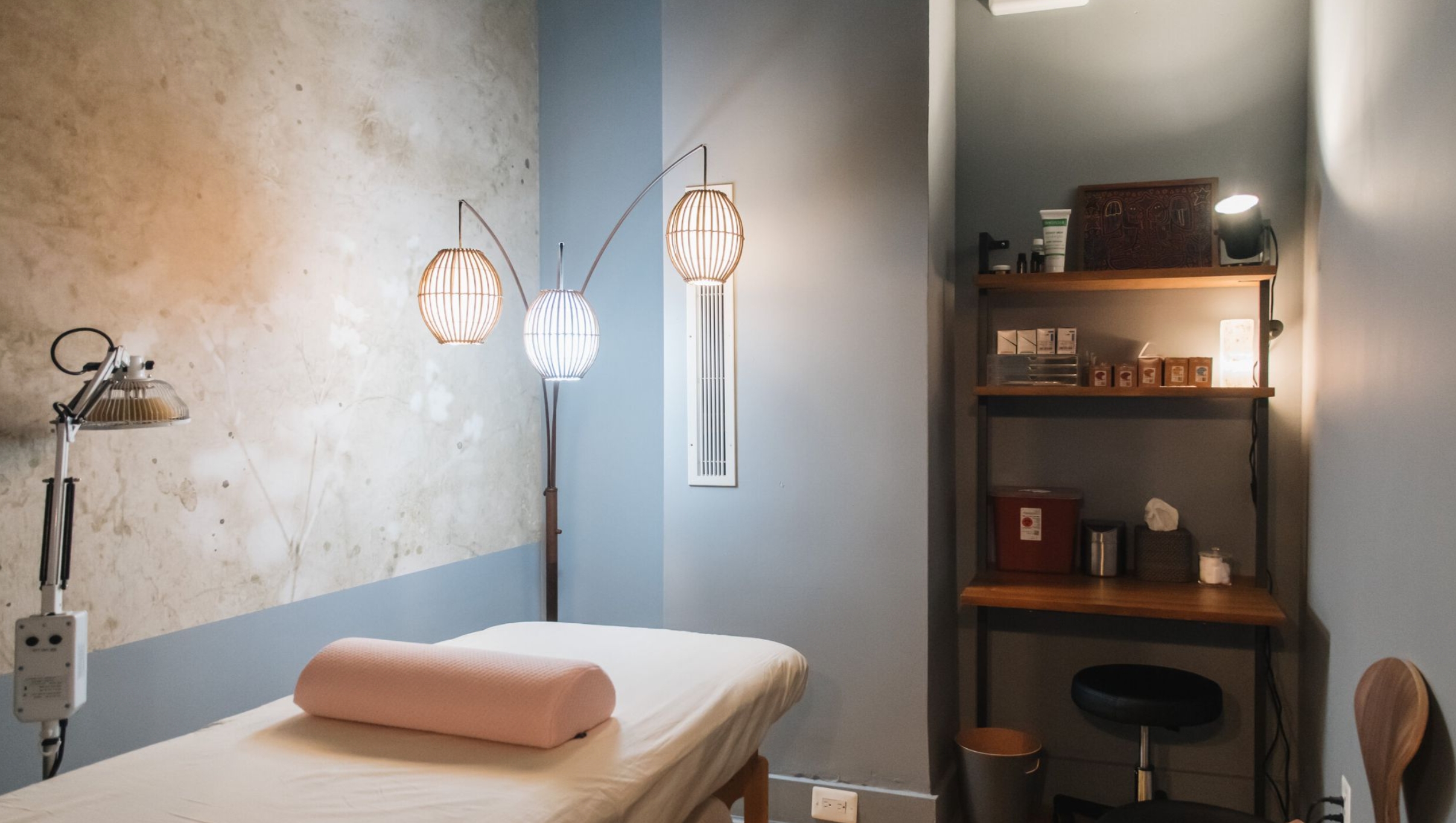 photo of the interior of one of Dr. Luyando's treatment room